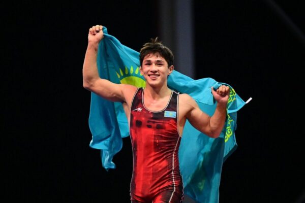 Бекасыл Асамбек U20 әлем чемпионатының жартылай финалына шықты
