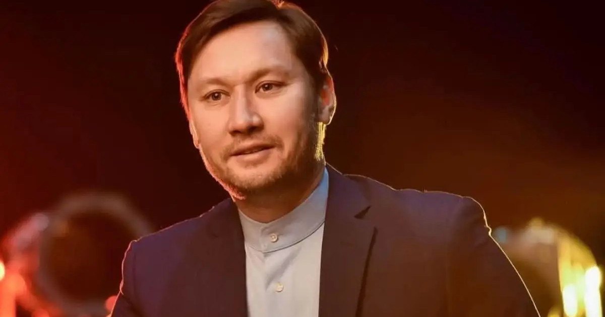 Азамат Сатыбалды жек көру туралы жазбасымен жанкүйерлерін таңғалдырды