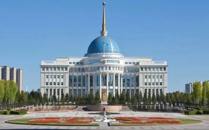 Тоқаев Шавкат Рахмоновқа әкесінің қайтыс болуына байланысты көңіл айтты