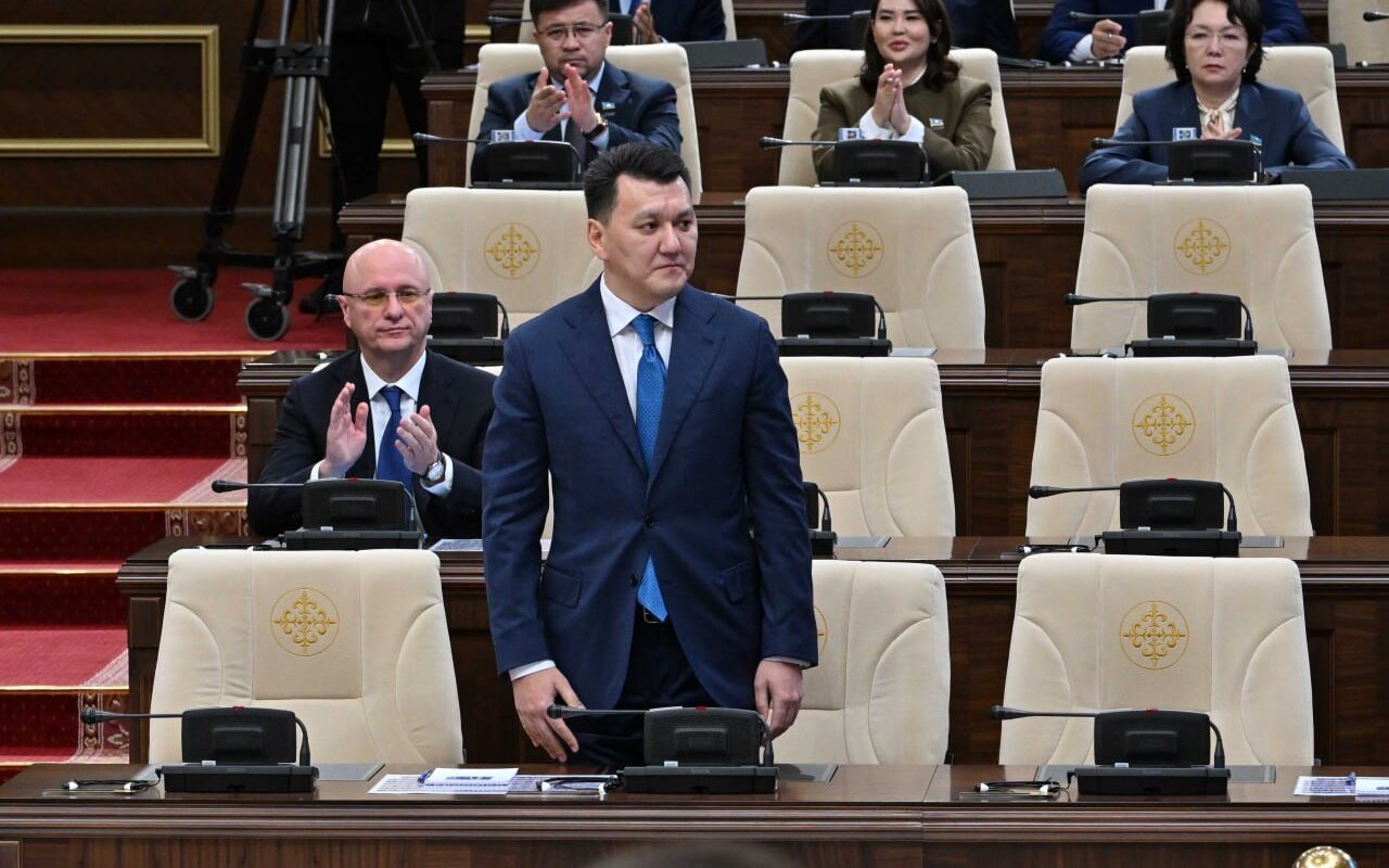 Мемлекет басшысы Ерлан Қаринді қабылдап, нақты міндеттер жүктеді