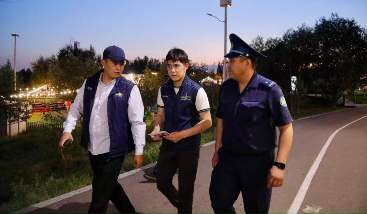 Астанада «Заң мен тәртіп» және «Таза Қазақстан» аясында рейд өтті