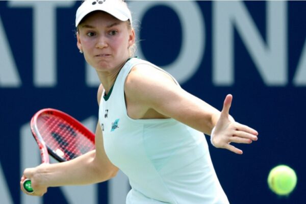 Рыбакина Торонтодағы WTA 1000 турнирінің жартылай финалына шықты