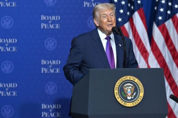 Трамп Сауд Арабиясы, Түркия және Пәкістанның қорғаныс келісімін маңызды қадам деп атады