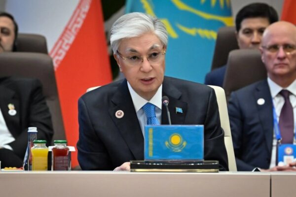 Тоқаев ШЫҰ саммитінде «Шанхай рухы» қағидаттарын БҰҰ деңгейінде бекітуді ұсынды