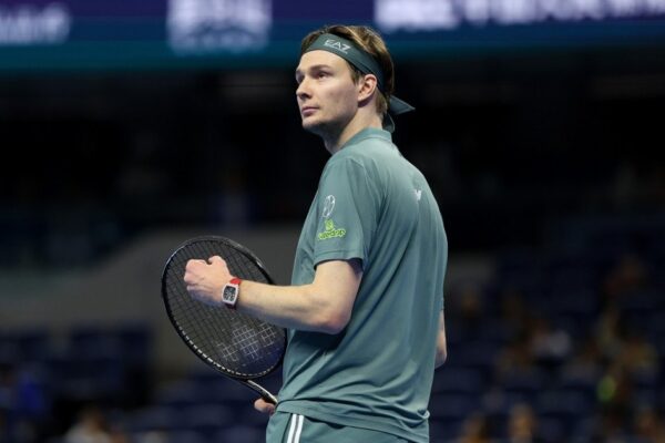 Бублик Шанхайдағы ATP 1000 турнирінің екінші айналымында жеңді