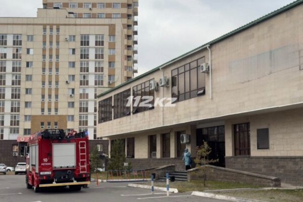 Астанадағы фитнес-орталық жертөлесінде кабель тұтанып, 20 адам қауіпсіз жерге шығарылды