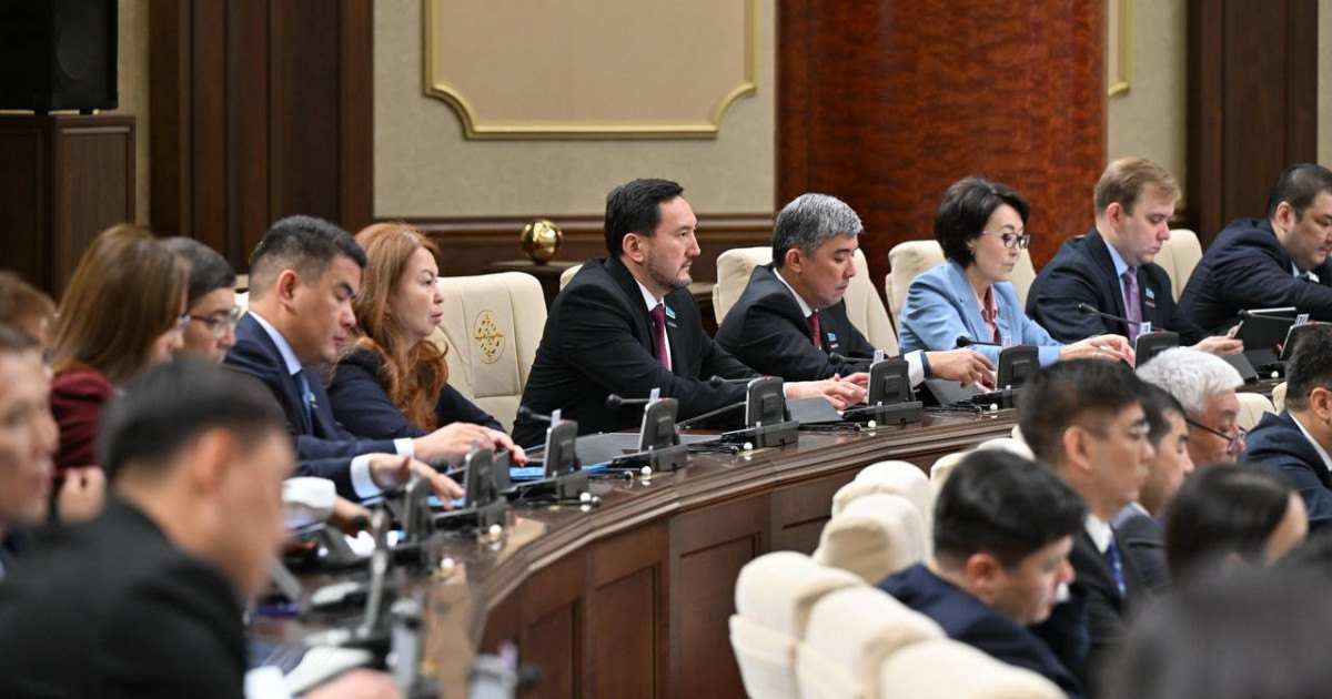 Құрылтай депутаттары үшжылдық бюджет жобасын бірінші оқылымда қолдады