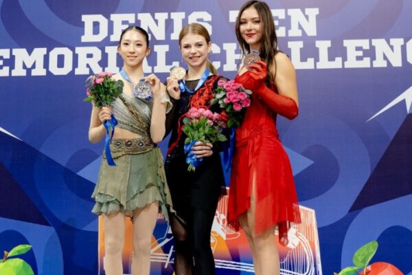 Софья Самоделкина мұз айдынында қола медаль жеңіп алды