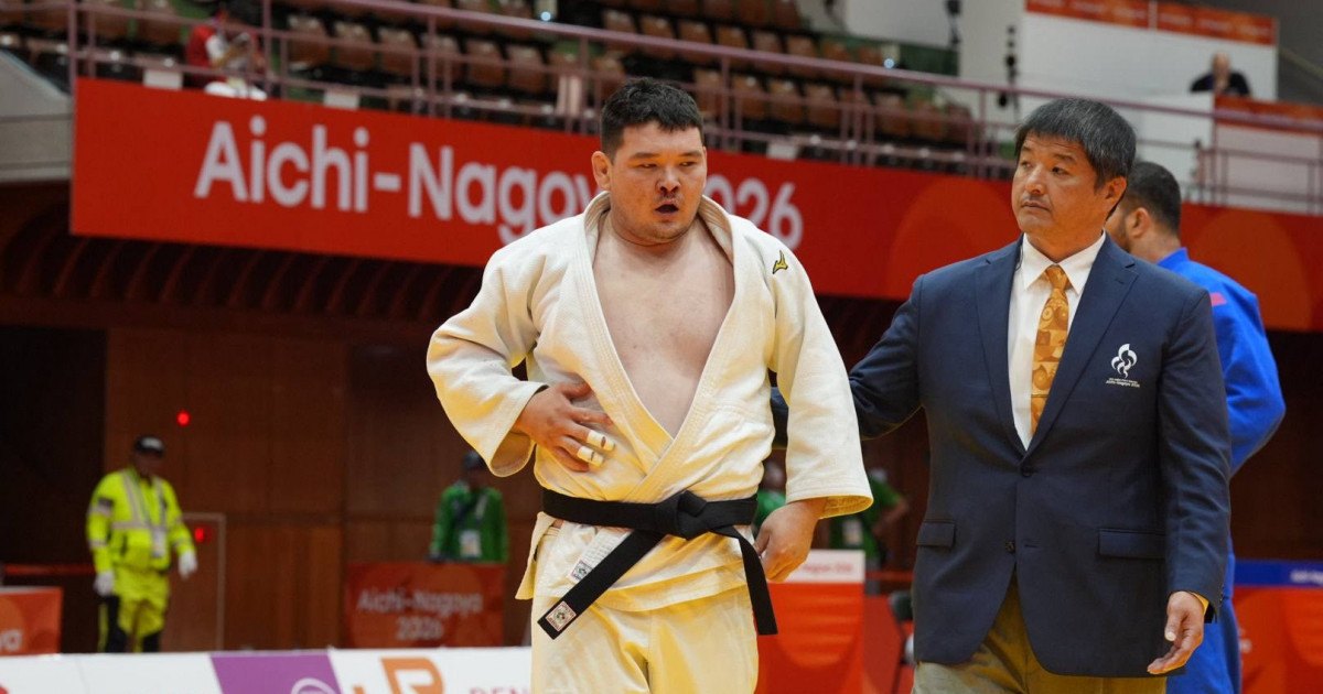 Жұрқамырза Шүкірбеков Азия Пара ойындарында алтын алды